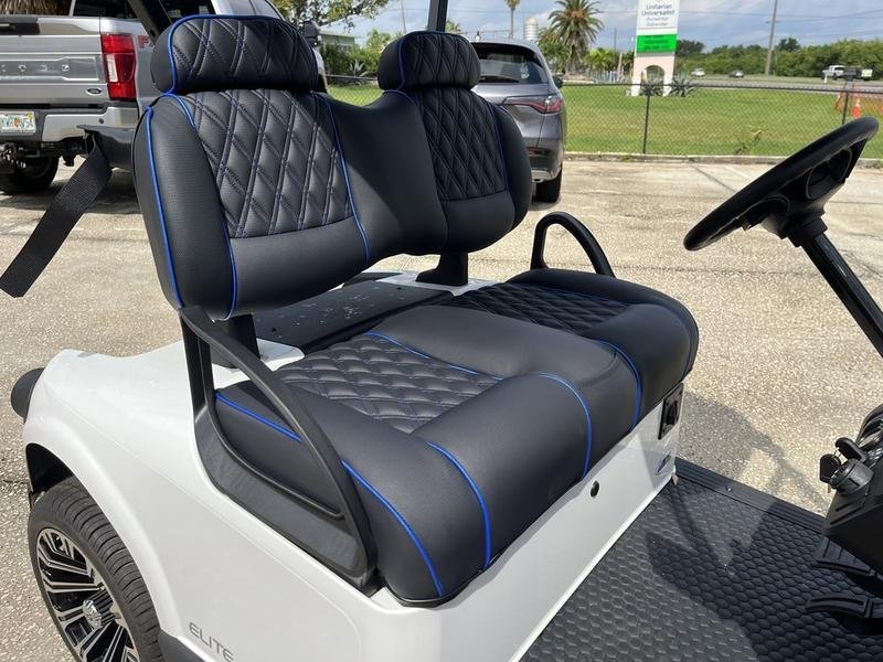 2024 E-Z-GO Freedom RXV ELiTE Lithium | Bright White | Zero-Maintenance 2-Passenger Sale! - Image 5