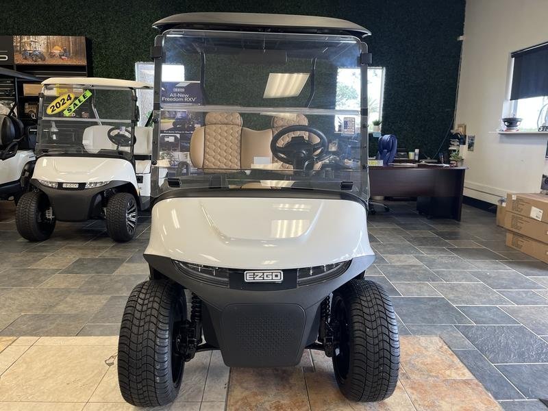 2024 E-Z-GO Freedom RXV ELiTE Lithium | Bright White | Zero-Maintenance Electric Sale! - Image 5