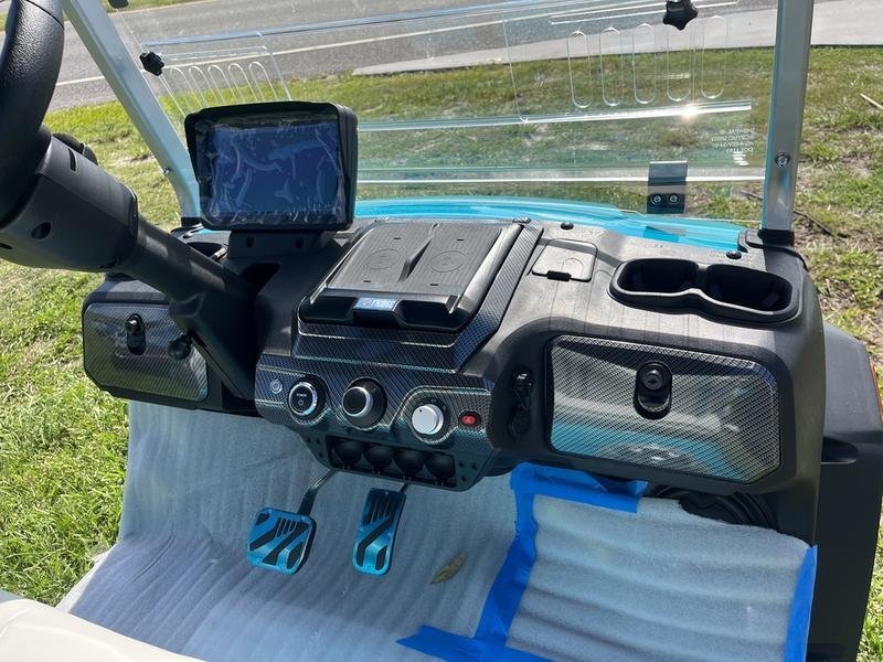 2025 Evolution D-Max XT4 for Sale | 4WD 4-Seater with 24-Speaker Sound - Image 7