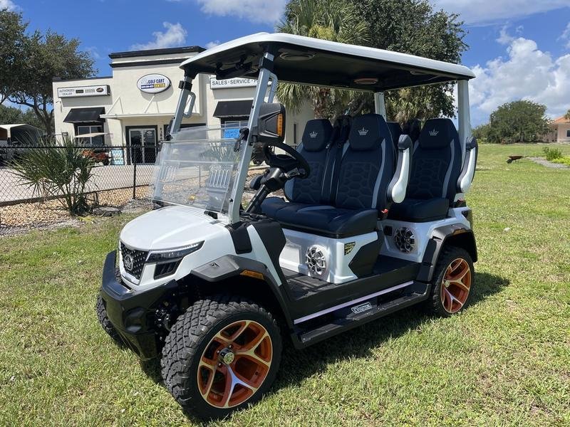 2025 Evolution D-Max XT4 for Sale | 4WD 4-Seater with 24-Speaker Sound - Image 4