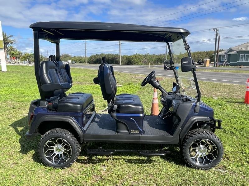 2025 Evolution D5 Maverick 4 Mediterranean Blue | Forward-Facing Cart - Image 4