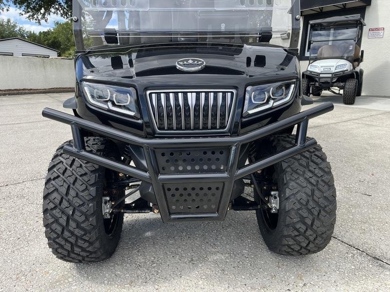 2025 Evolution D5 Maverick 4+2 for Sale | 6-Seater Lifted Golf Cart - Image 2