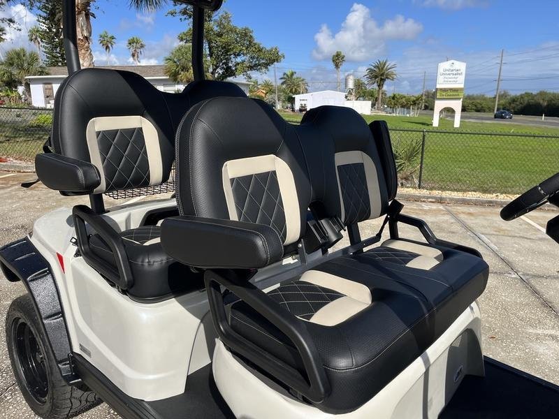 2025 STAR EV Sirius 4 LSV | White Diamond Pearl | 4 Forward-Facing Seats & 105Ah Lithium Battery Sale! - Image 4