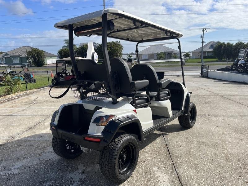 2025 STAR EV Sirius 4 LSV | White Diamond Pearl | 4 Forward-Facing Seats & 105Ah Lithium Battery Sale! - Image 3