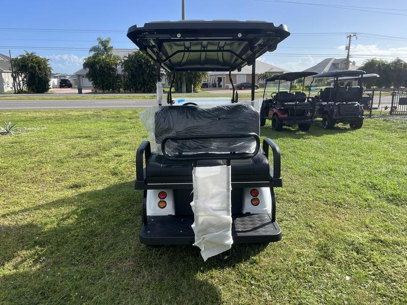 2025 Evolution Carrier 6 Plus for Sale | 6-Seater Lithium Electric Golf Cart - Image 4