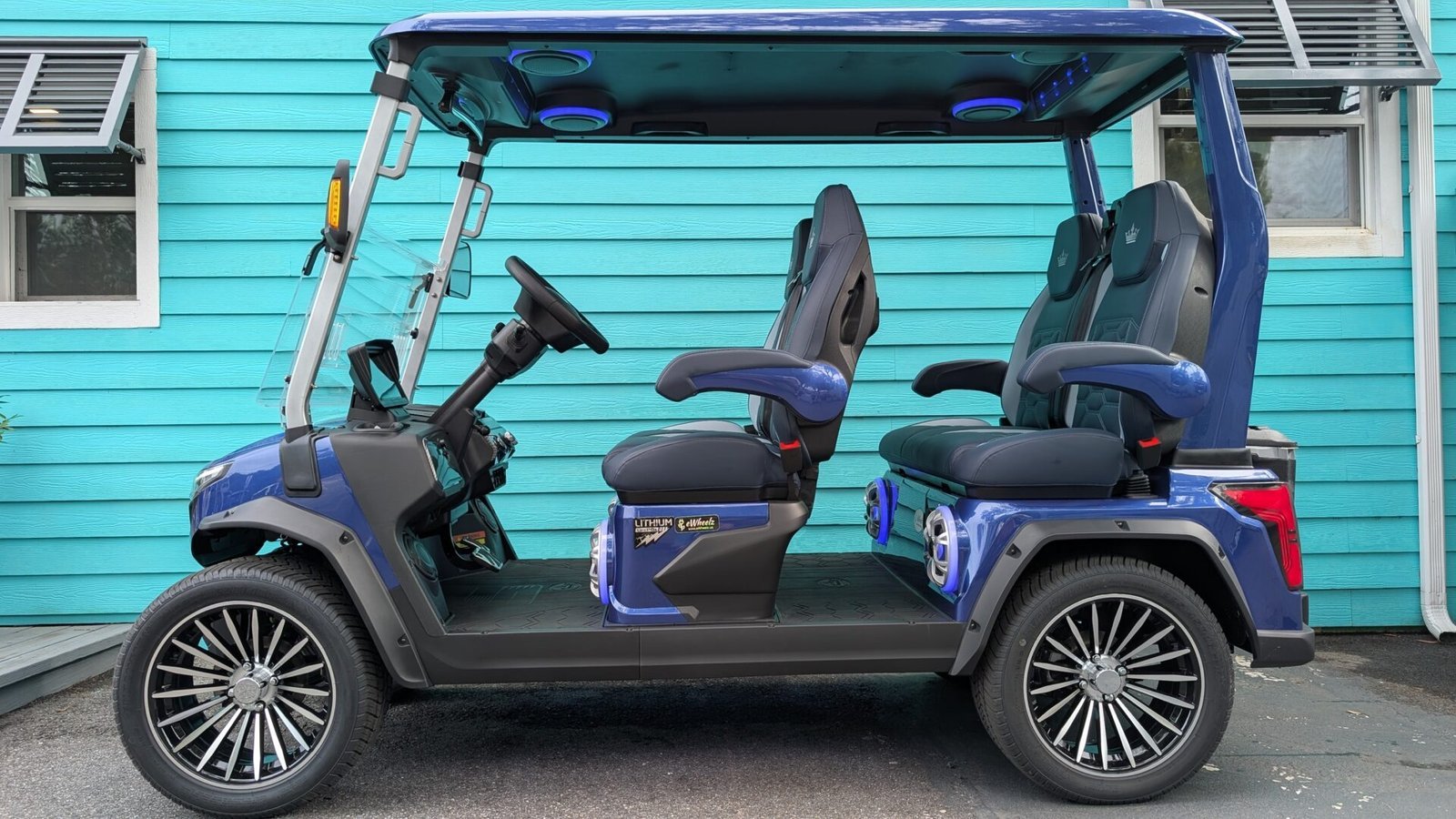 2026 Evolution D-Max GT4 4-Passenger Lithium Golf Cart - Image 2