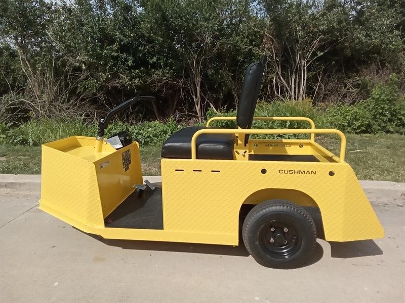 2026 Cushman® Minute Miser 24V Electric Commercial Burden Carrier - Image 3