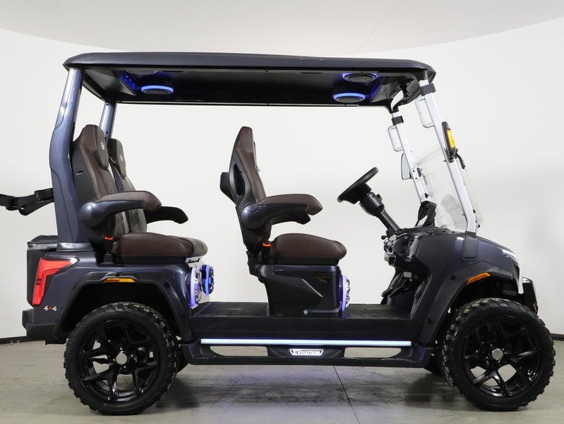 2026 Evolution D-MAX XT4 Lithium 4x4 4-Passenger Forward-Facing Golf Cart - Image 16