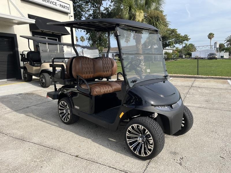 2026 E-Z-GO Freedom RXV ELiTE Lithium | Black w/ Amarillo Seats | Zero-Maintenance Power!