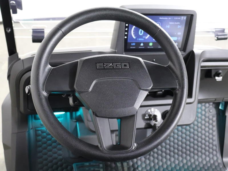 2026 E-Z-GO RXV 4 Summit XTL ELiTE Lithium 4-Passenger Lifted Golf Cart - Image 4