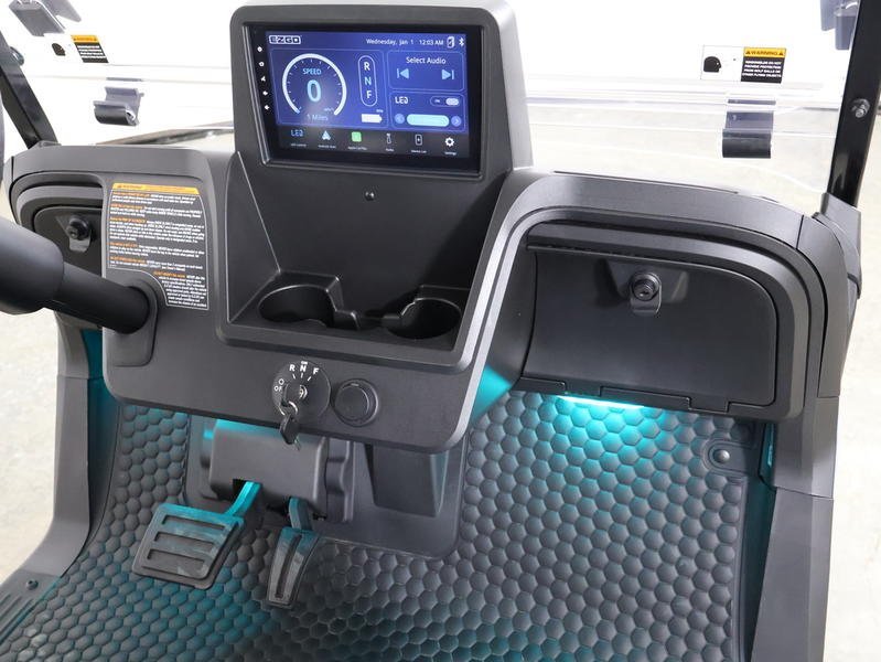 2026 E-Z-GO RXV 4 Touring STL ELiTE Lithium 4-Passenger Golf Cart - Image 12
