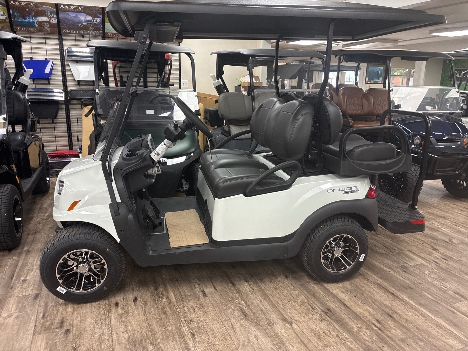 2027 Club Car Onward HP 4-Passenger Lithium | Glacier White - Image 2