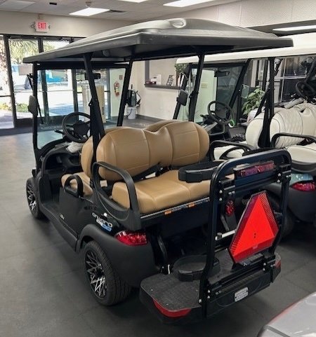 2027 Club Car Onward 4-Passenger XR Lithium LSV - Image 2
