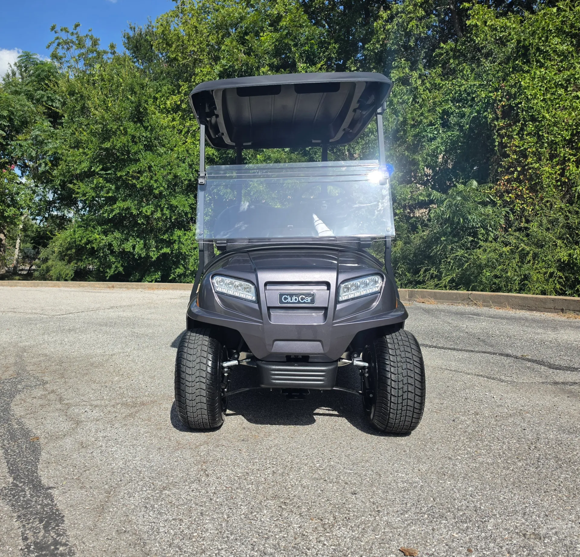 2027 Club Car Onward 2 Passenger XR Lithium Golf Cart - Image 2