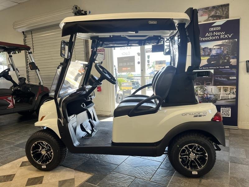 2027 Club Car Onward 2 Passenger Lithium Golf Cart - Image 5