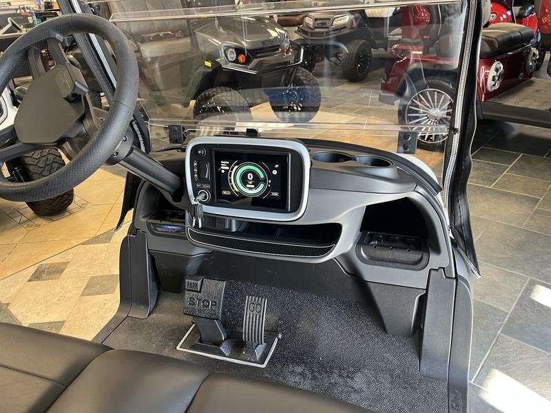 2027 Club Car Onward 2 Passenger Lithium Golf Cart - Image 7