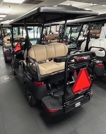 2027 Club Car Onward 4-Passenger XR Lithium LSV - Image 4