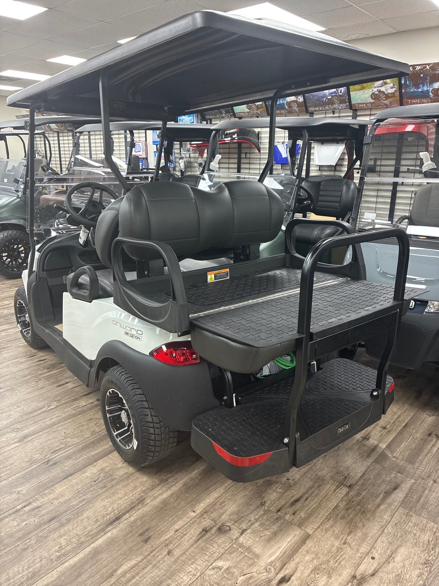 2027 Club Car Onward HP 4-Passenger Lithium | Glacier White - Image 4