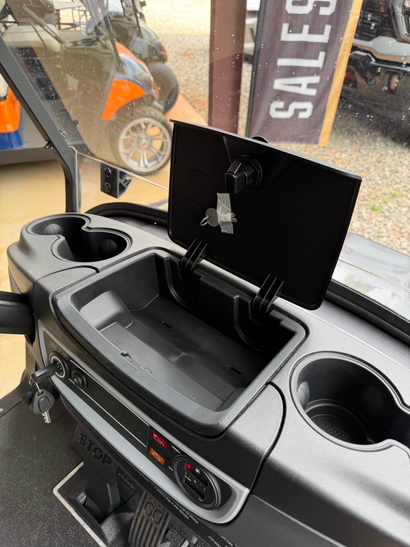 2027 Club Car Onward Lifted 6-Passenger Gas | Midnight Silver - Image 8