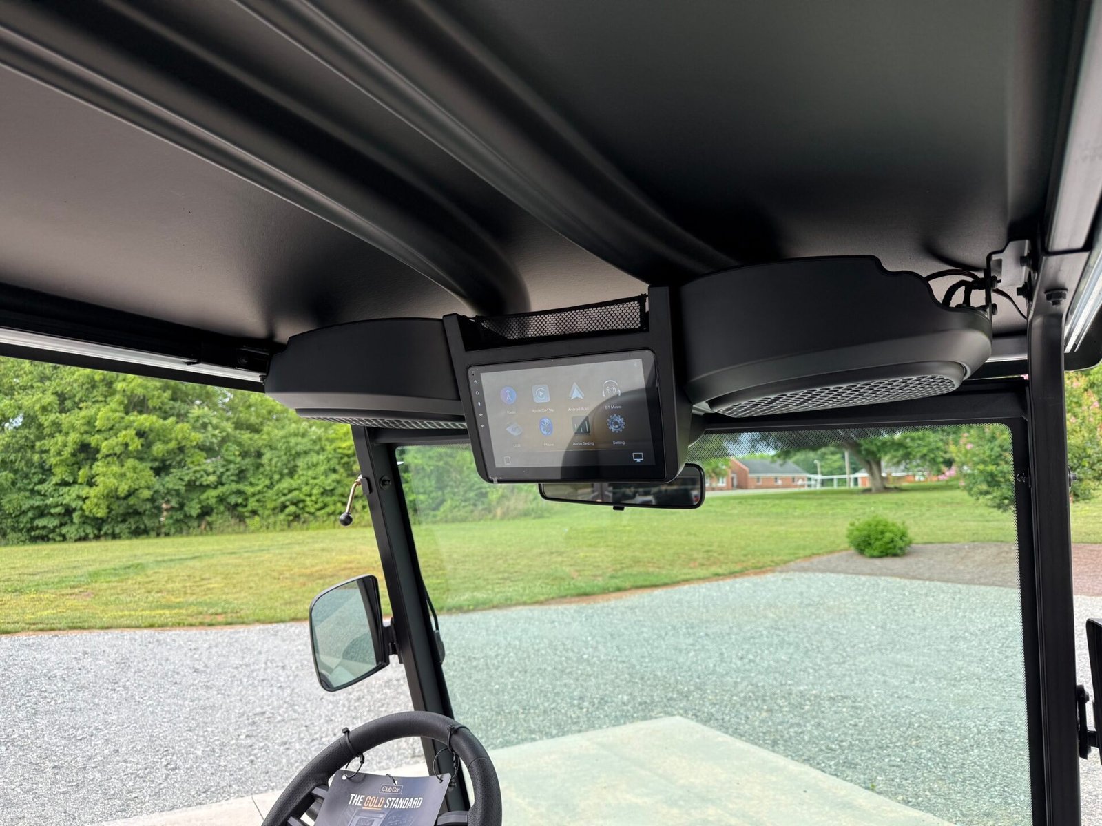 2027 Club Car Onward 4 Forward XR LSV 4-Passenger Lithium - Image 4