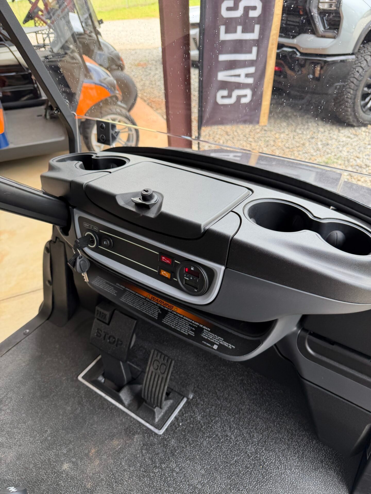 2027 Club Car Onward Lifted 6-Passenger Gas | Midnight Silver - Image 13