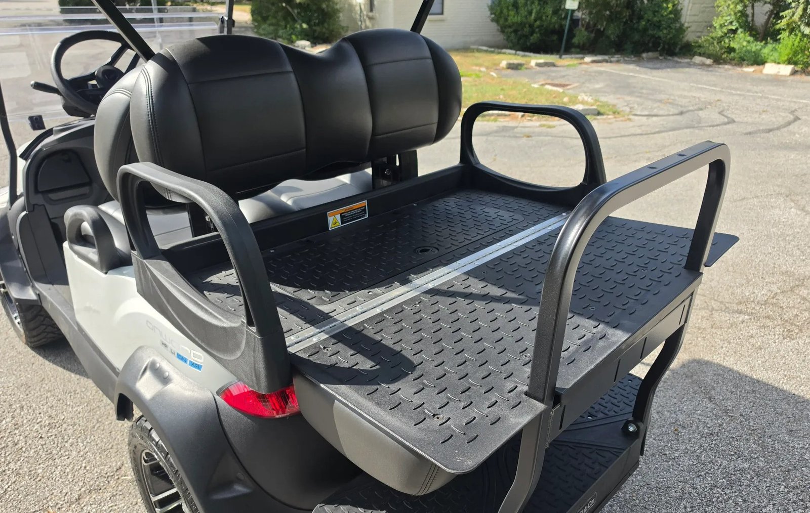 2027 Club Car Onward Lifted 4-Passenger XR Lithium | Midnight Silver - Image 10