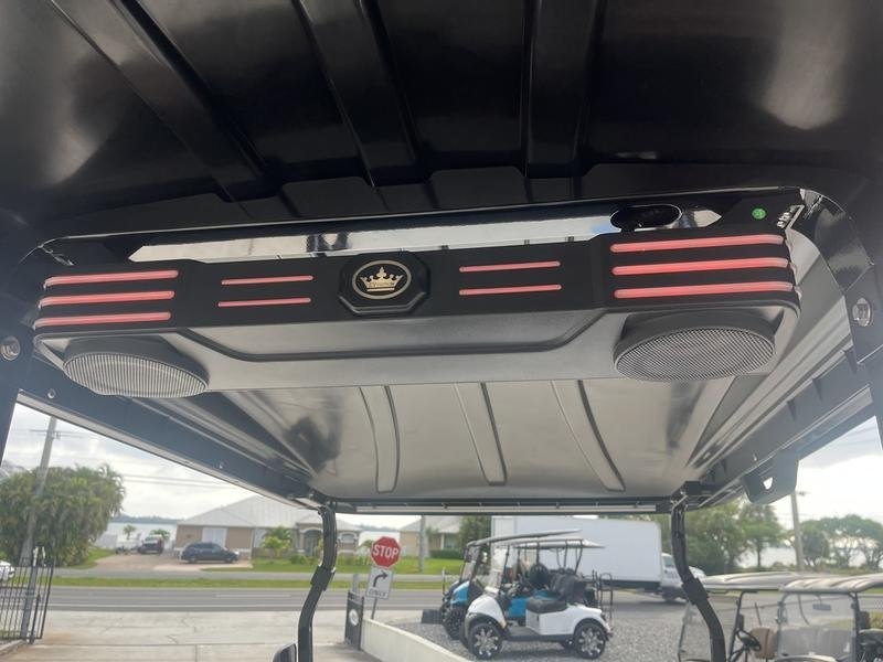 2025 Evolution D5 Maverick 2+2 for Sale | 4-Seater Lifted Golf Cart - Image 2